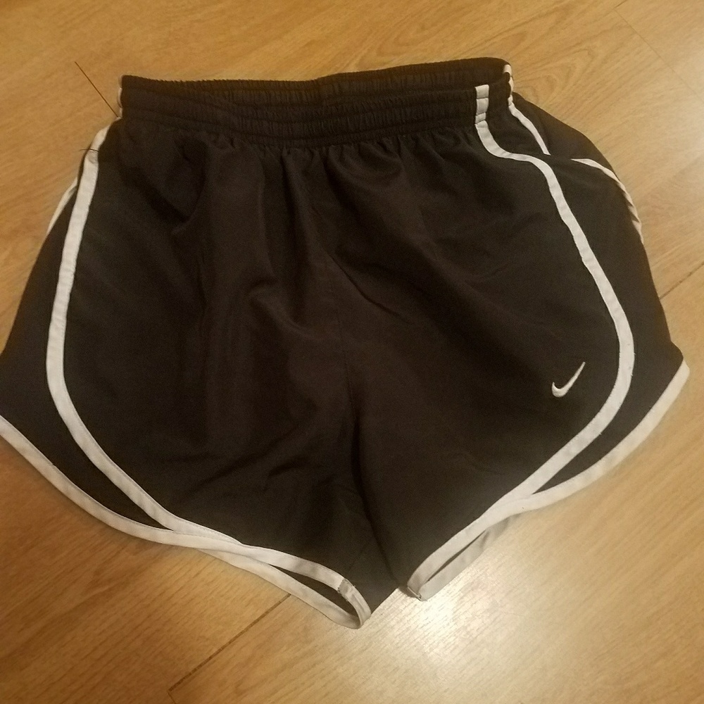 Nike dri  fit short size xs